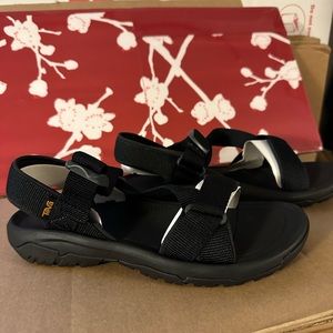 New Teva Men’s Hurricane XL T2 Cross Strap Black Size 10